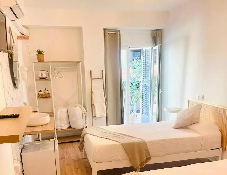 هتل La Bartola Guesthouse