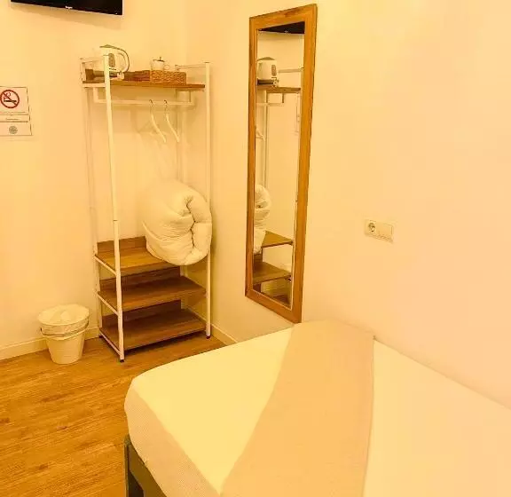 هتل La Bartola Guesthouse