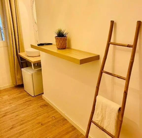 هتل La Bartola Guesthouse