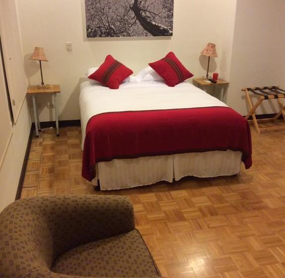 هتل Legacy Boutique