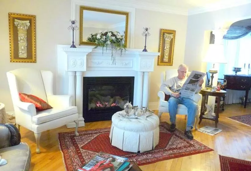 Hotelli Les Diplomates B&b Executive Guest House