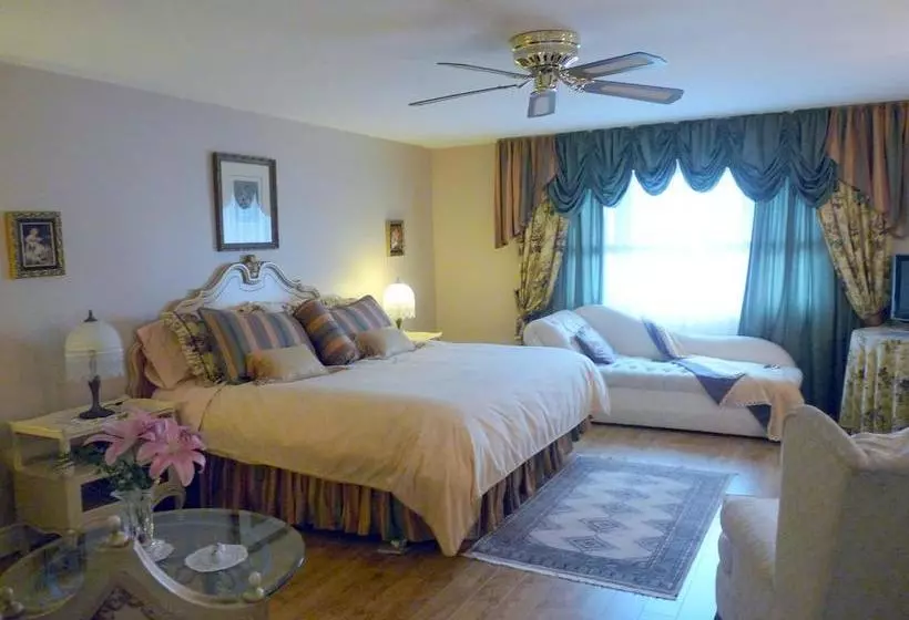 Hotelli Les Diplomates B&b Executive Guest House