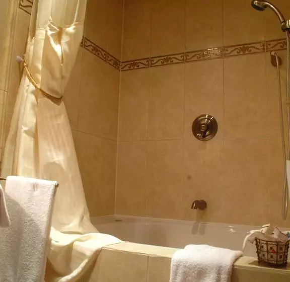 Hotelli Les Diplomates B&b Executive Guest House