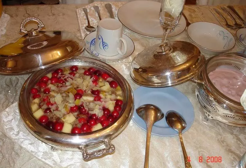 Hotelli Les Diplomates B&b Executive Guest House