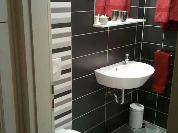 ホテル Maksimilian Osijek