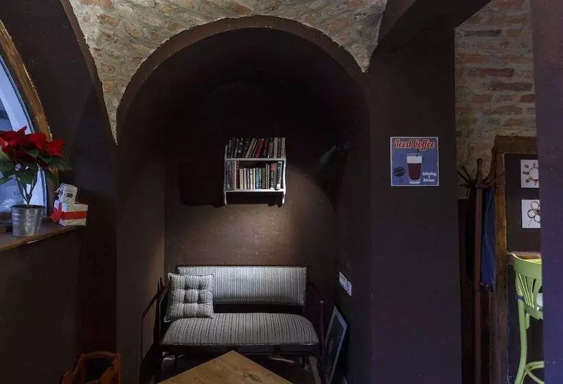 ホテル Maksimilian Osijek