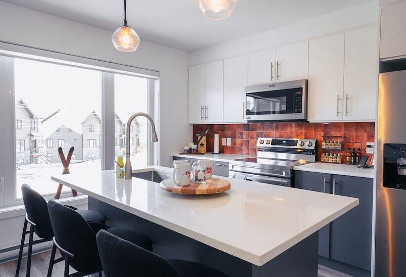 בית מלון כפרי Mont Blanc Hôtel & Condos