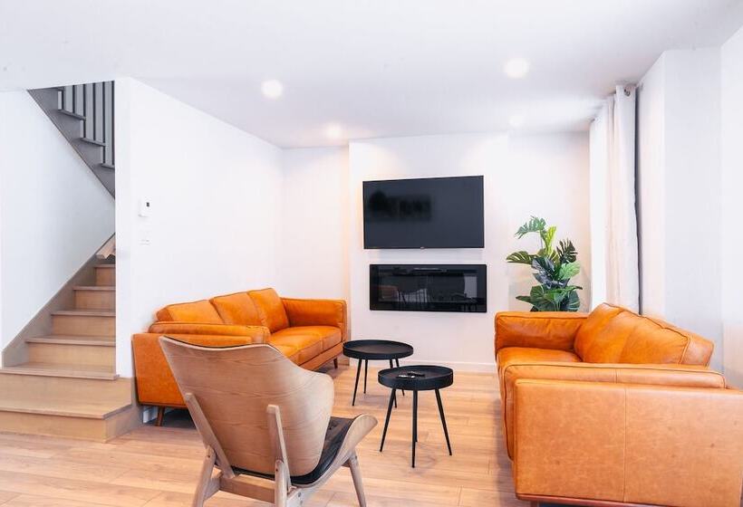 בית מלון כפרי Mont Blanc Hôtel & Condos