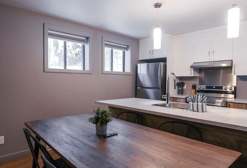 בית מלון כפרי Mont Blanc Hôtel & Condos