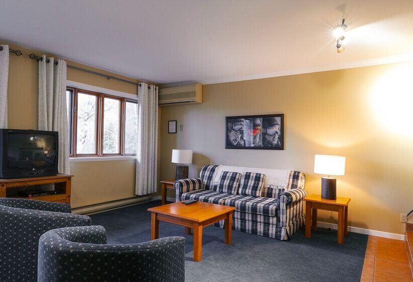 בית מלון כפרי Mont Blanc Hôtel & Condos