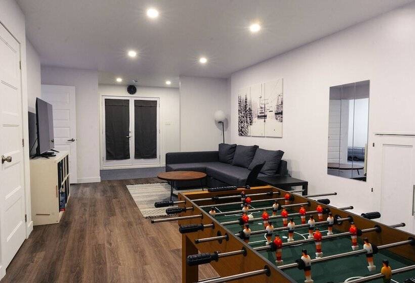 בית מלון כפרי Mont Blanc Hôtel & Condos