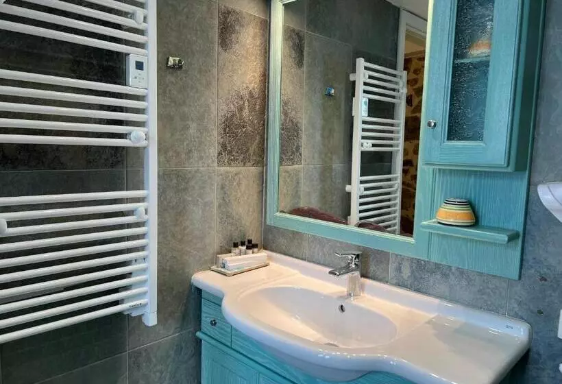 ホテル Portadelmare Deluxe Suites