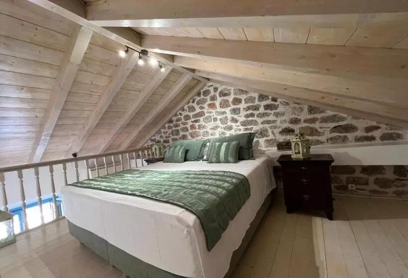 ホテル Portadelmare Deluxe Suites