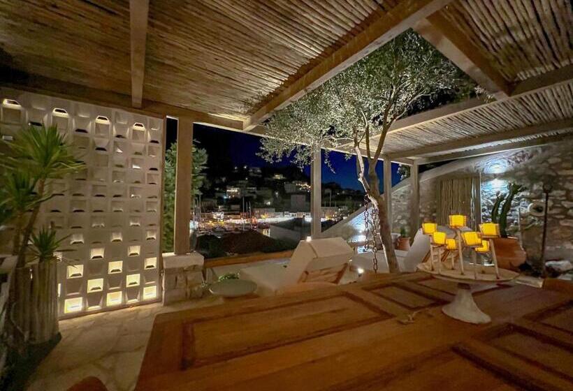 ホテル Portadelmare Deluxe Suites