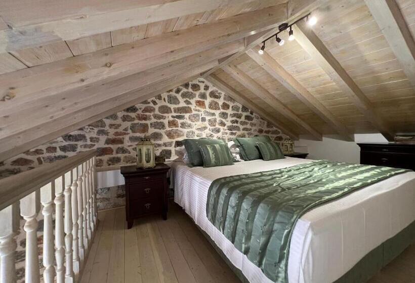 ホテル Portadelmare Deluxe Suites