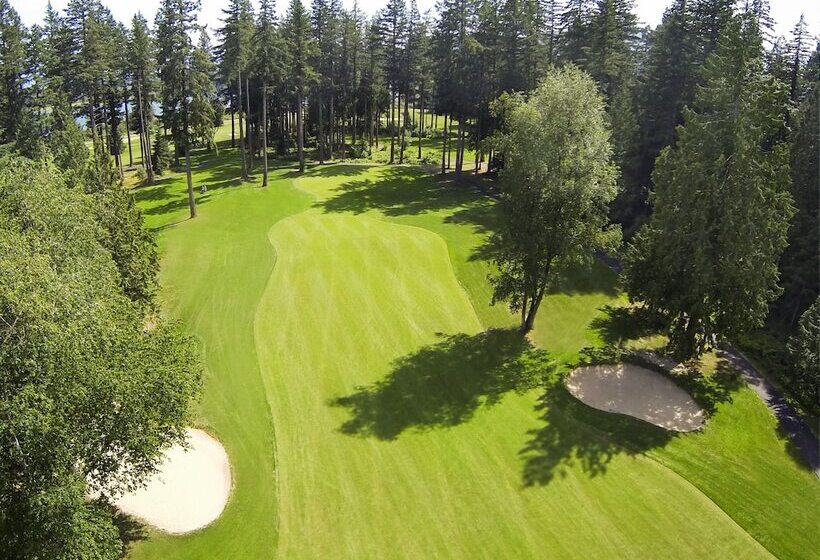 هتل Rowena's Inn On The River