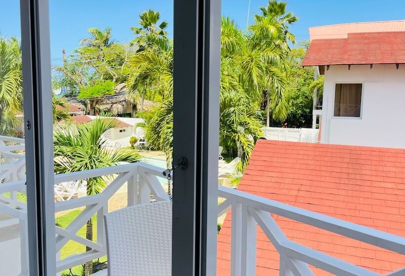 هتل Solaz Boutique