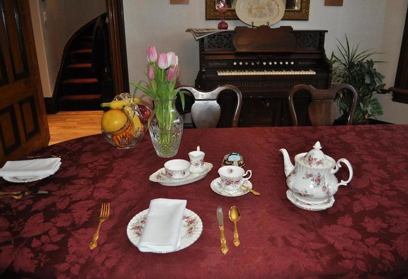 호텔 Summerside Inn Bed And Breakfast