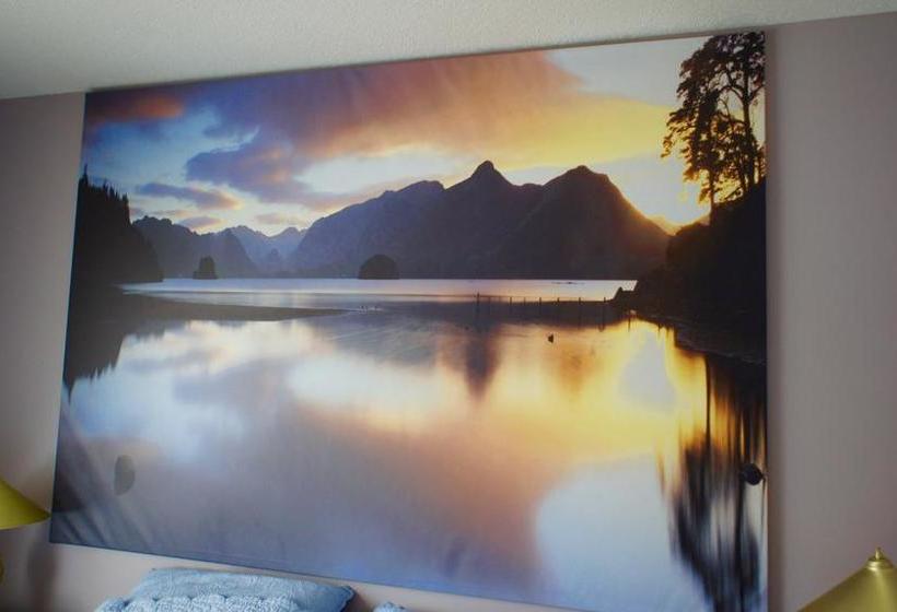 호텔 Vangorda Place Bed & Breakfast