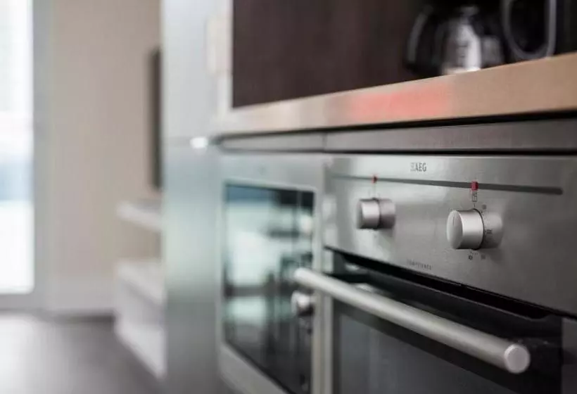 هتل Veeds Private Suites