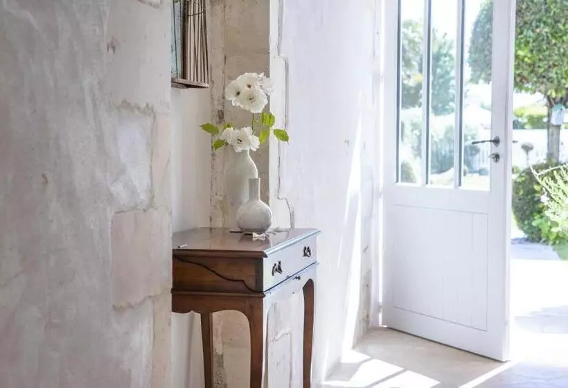هتل Villa Clarisse & Spa By Olivier Claire