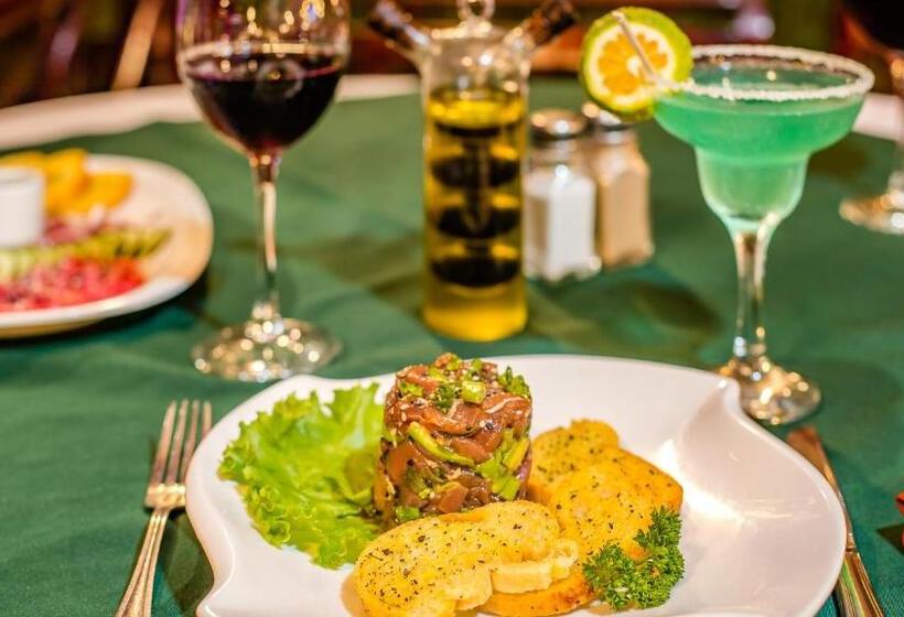 Hotelli Villas Rio Mar