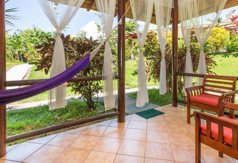 Hotelli Villas Rio Mar