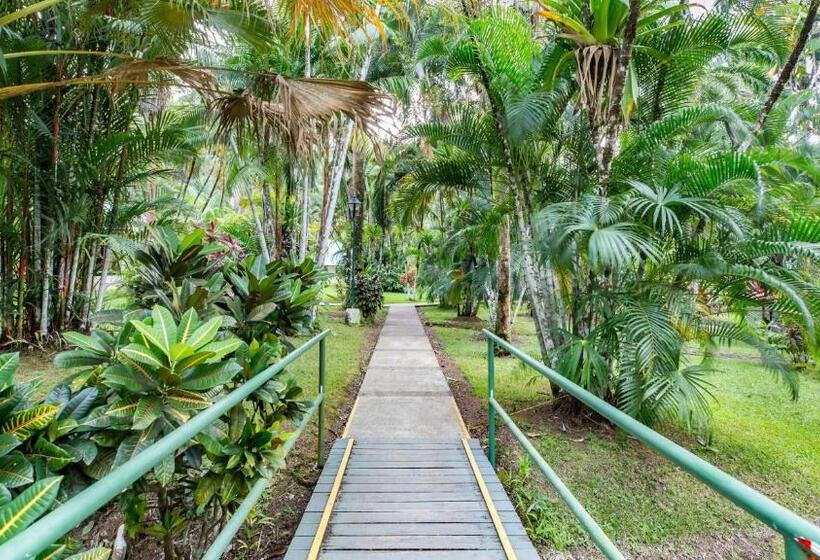 Hotelli Villas Rio Mar