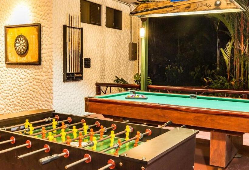 Hotelli Villas Rio Mar