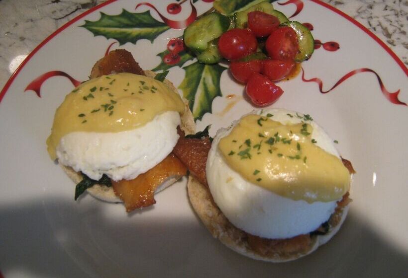 Hotel Wakamow Heights Bed And Breakfast