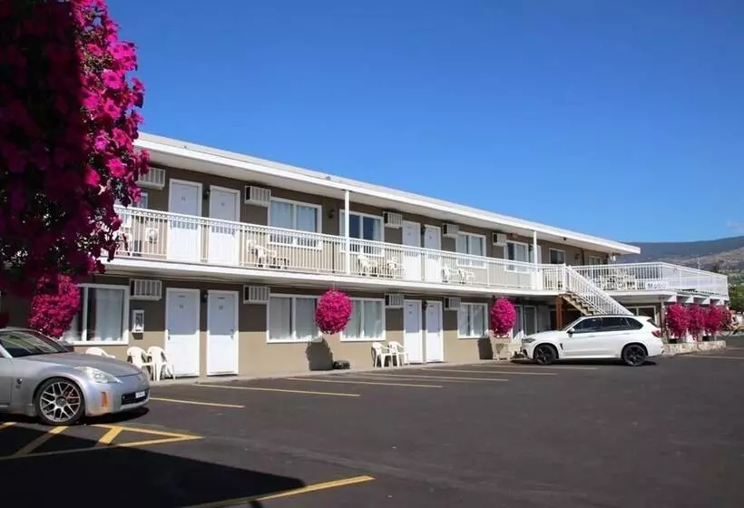 Plaza Motel