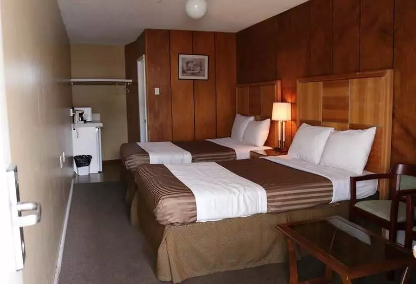 Plaza Motel