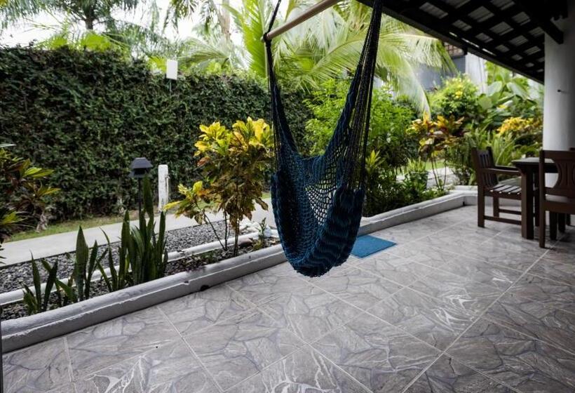 استراحتگاه Condiminium Villas Mymosa