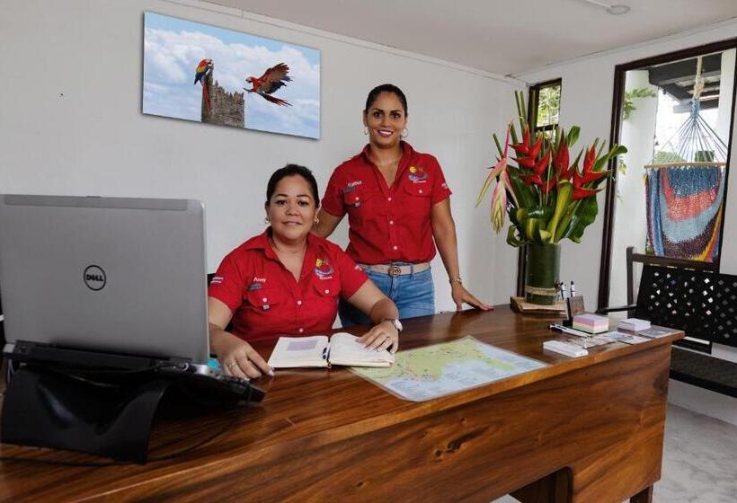 استراحتگاه Condiminium Villas Mymosa