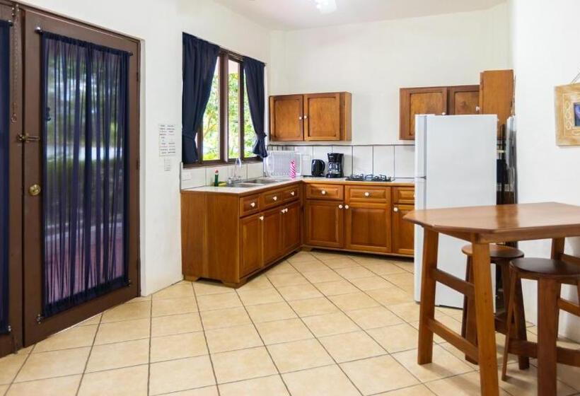 استراحتگاه Condiminium Villas Mymosa