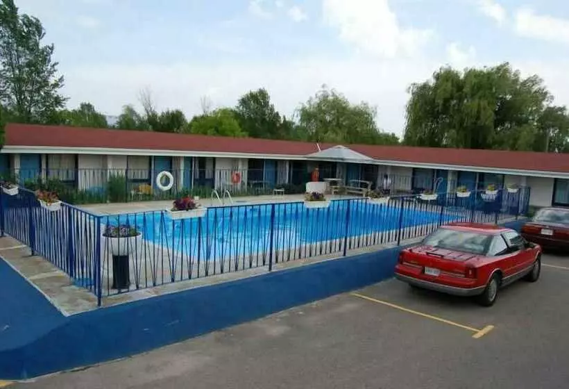 Space Motel