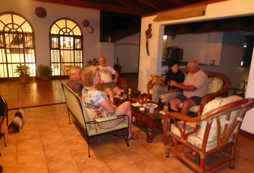 Cariari Bed & Breakfast