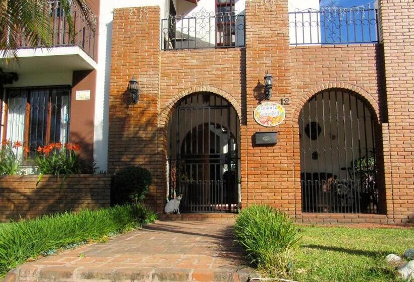 Cariari Bed & Breakfast