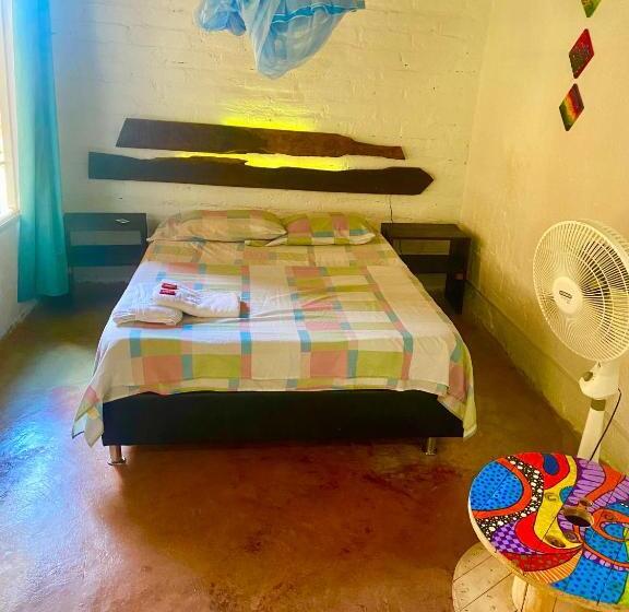 تختخواب و صبحانه Hostal Casa Horizonte