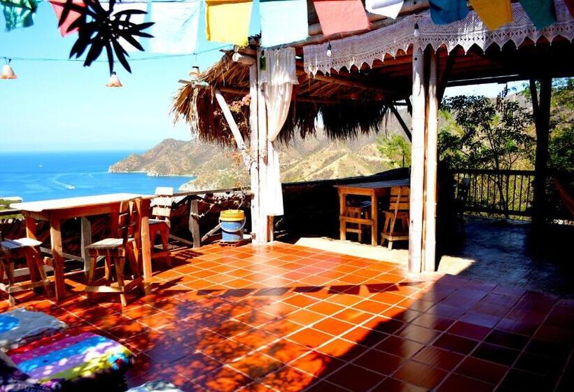 تختخواب و صبحانه Hostal Casa Horizonte