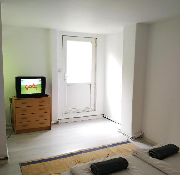 ベッドアンドブレックファースト Reben Haus