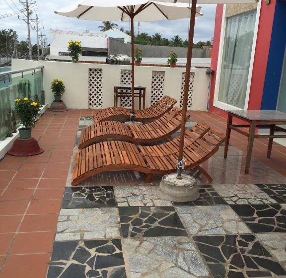 Ha Anh Hotel   Mui Ne