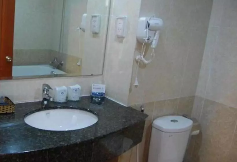 Hoa Binh  Rach Gia Resort