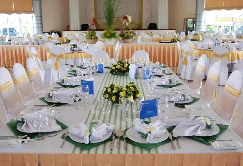 Hoa Binh  Rach Gia Resort