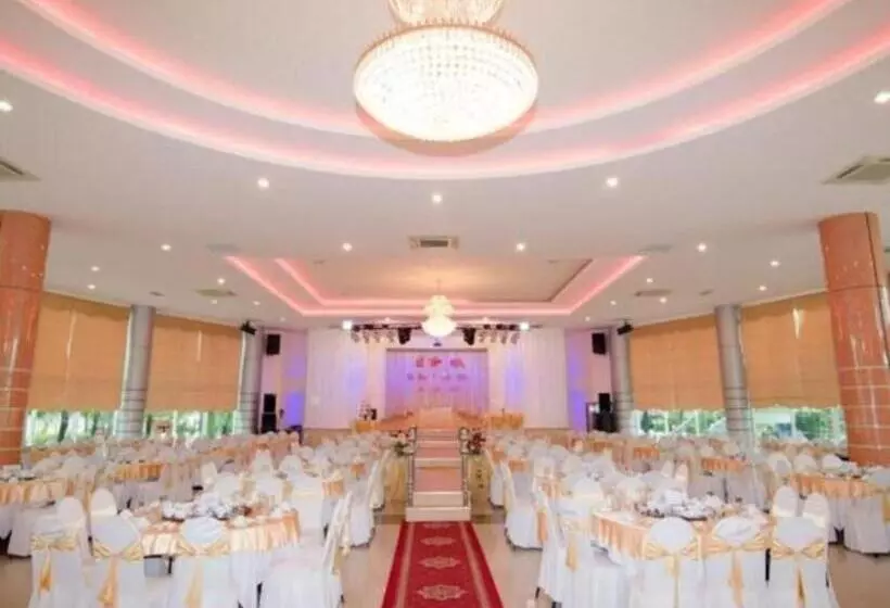 Hoa Binh  Rach Gia Resort
