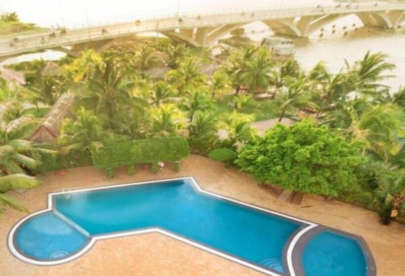 Hoa Binh Rach Gia Resort