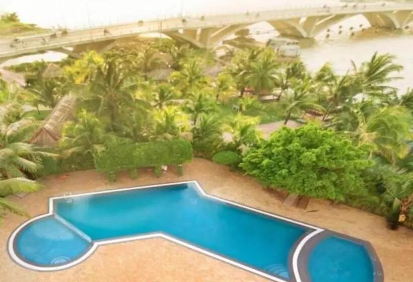Hoa Binh  Rach Gia Resort