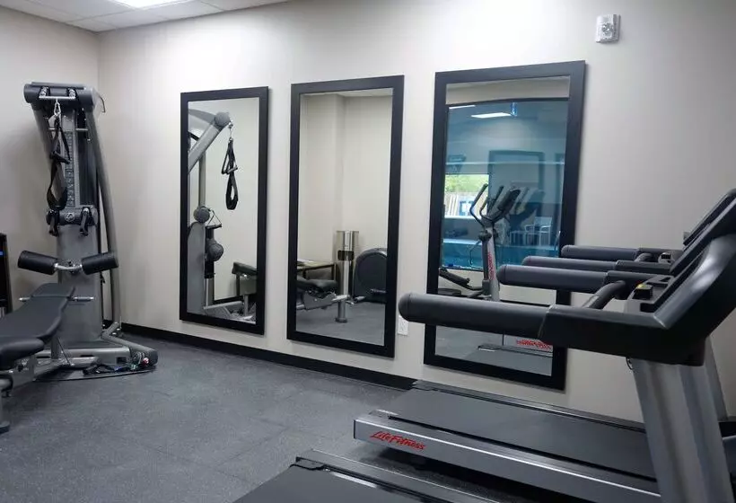 ホテル Country Inn & Suites By Radisson, Belleville, On
