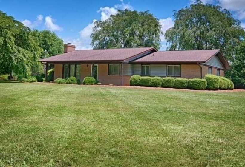 호텔 Etowah Valley Golf & Resort