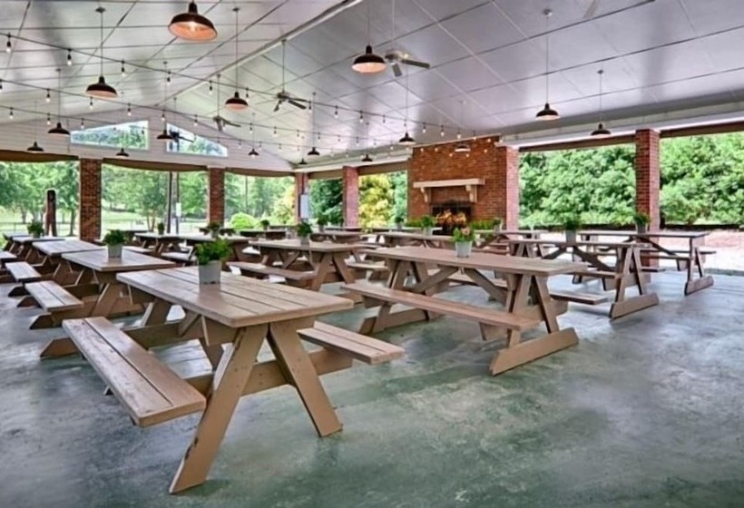 호텔 Etowah Valley Golf & Resort